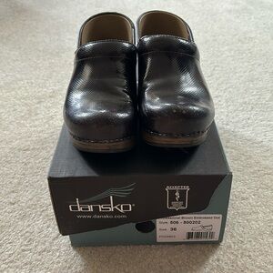 Dansko professional embossed dot clogs
